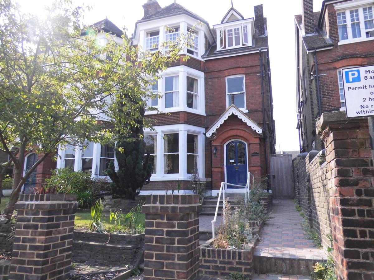 Greystones Bed And Breakfast 로체스터 외부 사진